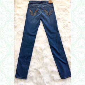 Hollister Skinny Jeans Size 3 26W 34L Dark Wash
